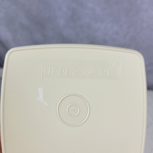 Tupperware keeper/Fridge containers Set of 3 - Picture 7 of 13